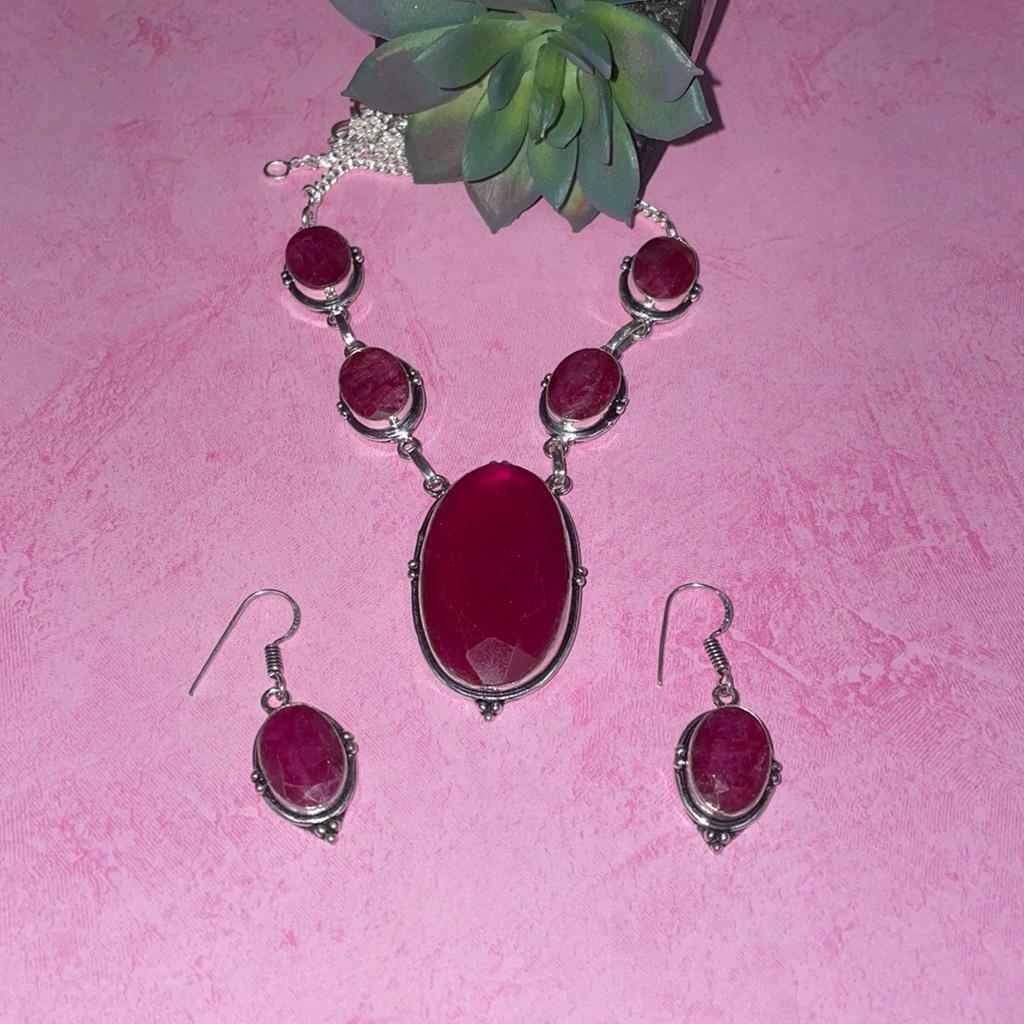 Ruby Jewelry Set